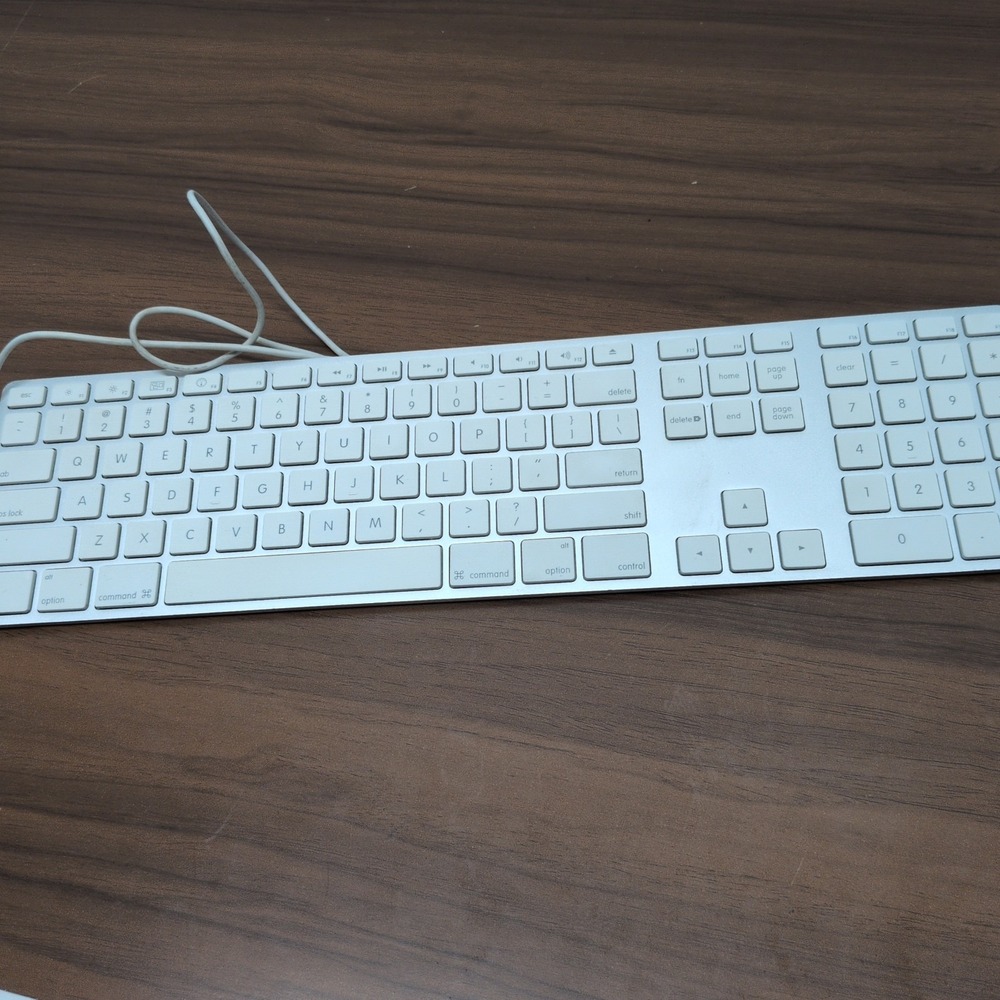 Full Size Apple Keyboard A1243 – Wired USB Aluminum Keyboard Geniune